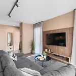 Appartement Querchus 9 With Private Pool By Interhome