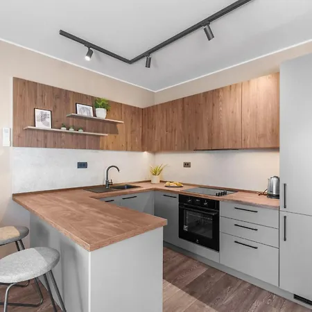 Querchus 9 With Private Pool By Interhome *