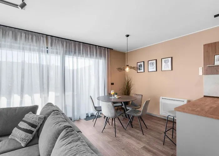 Querchus 9 With Private Pool By Interhome Apartmán Karigador