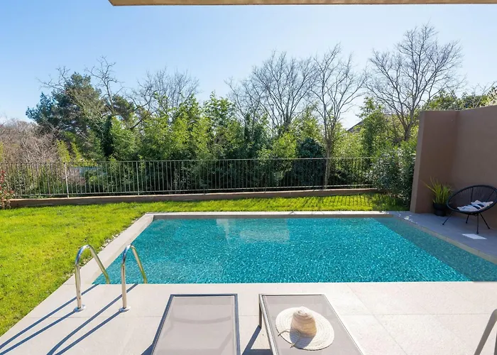 Daire Querchus 9 With Private Pool By Interhome