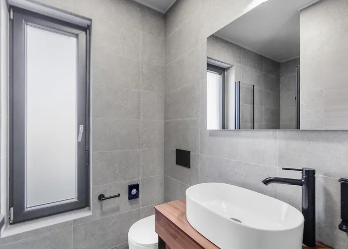 Apartment Querchus 9 With Private Pool By Interhome Karigador