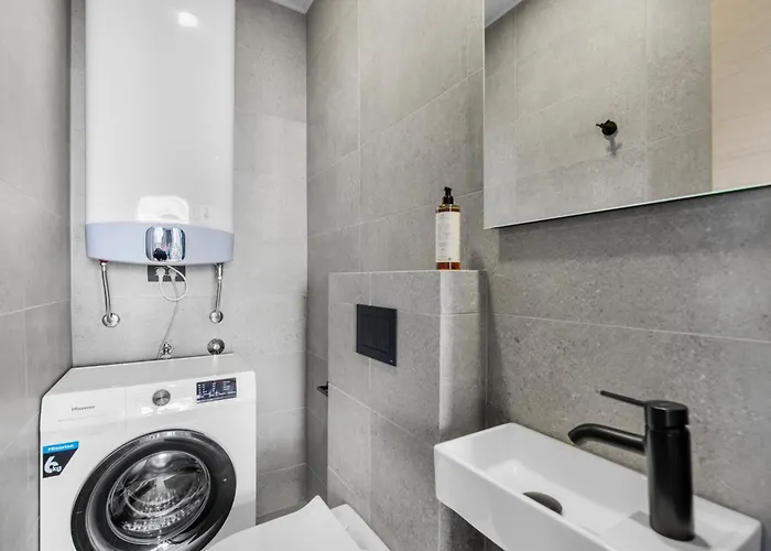 Apartment Querchus 9 With Private Pool By Interhome